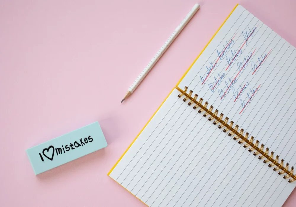 kesalahan umum saat menulis artikel blog writing blog mistakes