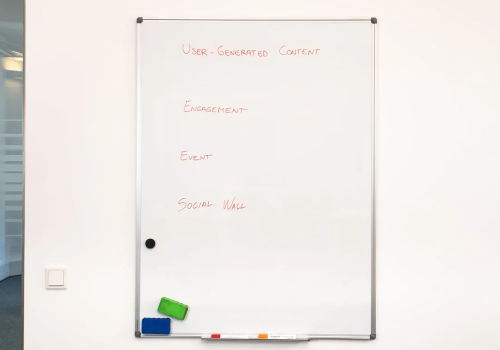 menemukan ide konten blog tak terbatas brainstorming industrial content